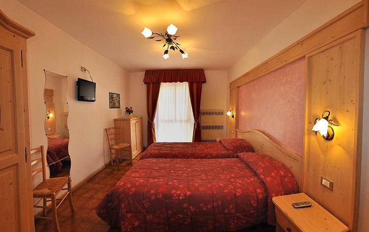 Hotel Piancastello Andalo Ngoại thất bức ảnh