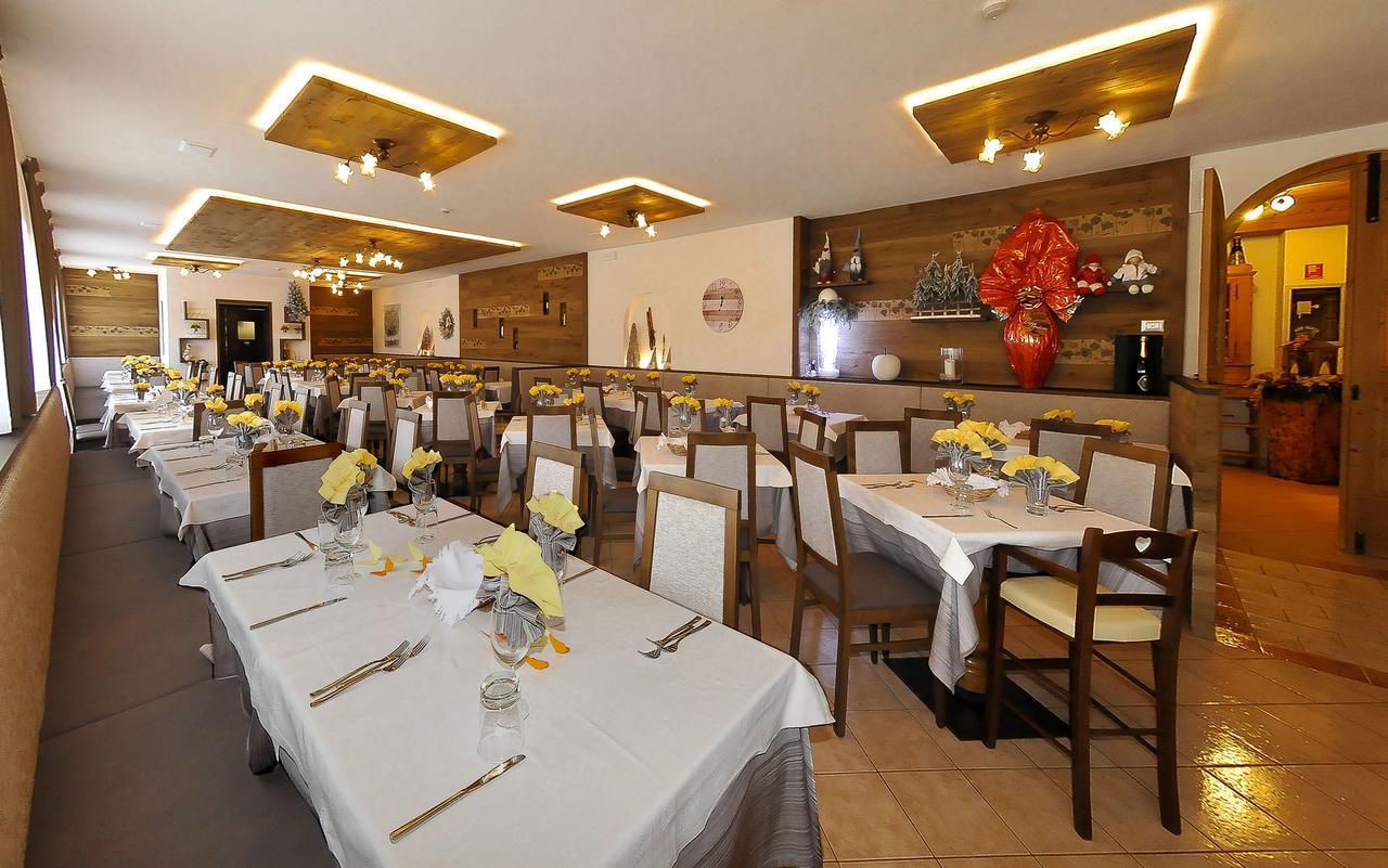 Hotel Piancastello Andalo Ngoại thất bức ảnh