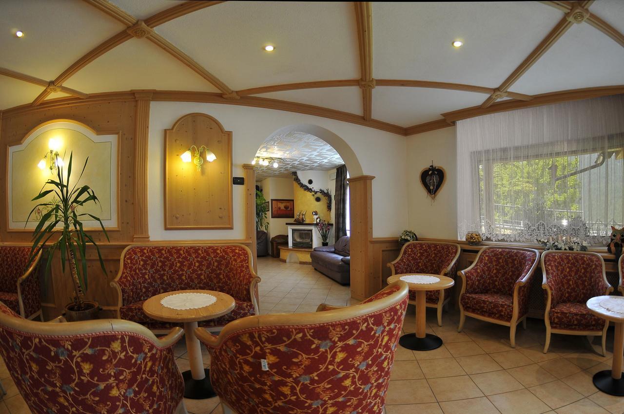 Hotel Piancastello Andalo Ngoại thất bức ảnh